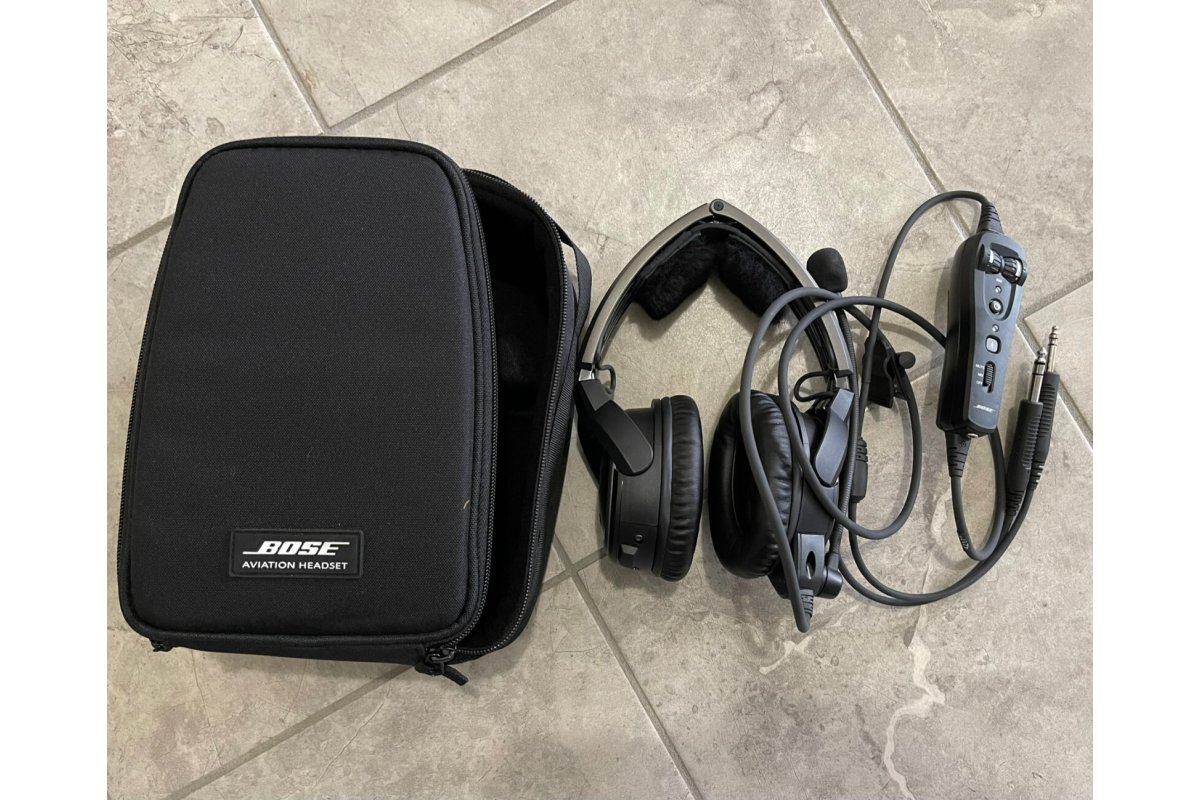 Bose A20 Aviation Headset with Bluetooth